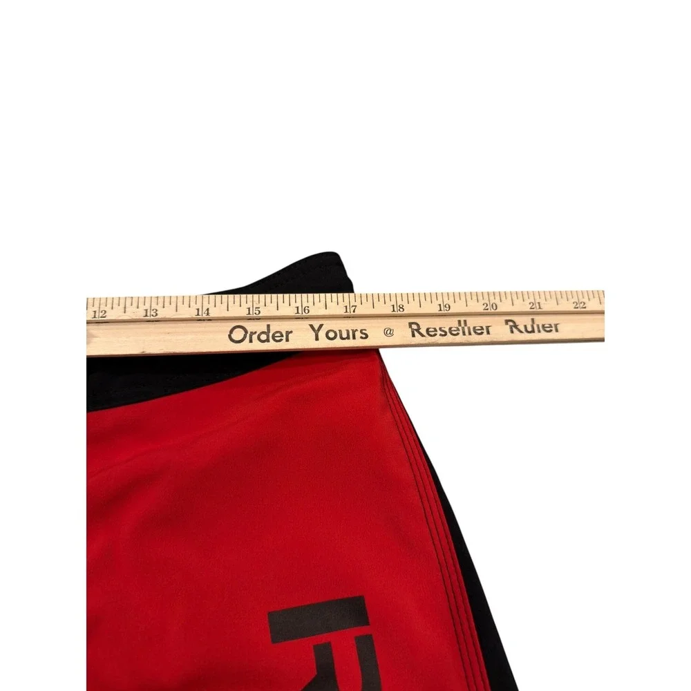 Rogue Fitness Board Shorts Mens 34 Red Black Split Two Tone CrossFit Training